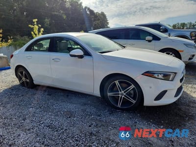 Czwarte zdjęcie samochodu z boku: 2020 MERCEDES-BENZ A 220 VIN:W1K3G4EB5LJ237761 - miniatura