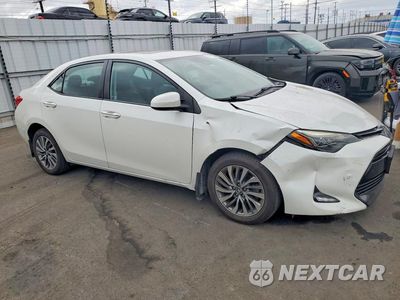 Czwarte zdjęcie samochodu z boku: 2018 TOYOTA COROLLA XLE VIN:5YFBURHE0JP746151 - miniatura