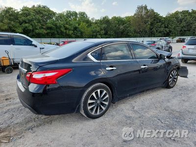 Trzecie zdjęcie samochodu z tyłu: 2017 NISSAN ALTIMA 2.5 SL VIN:1N4AL3AP4HC123714 - miniatura