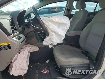 Zdjęcie 7 z 12 samochodu: 2017 HYUNDAI ELANTRA SE VIN:5NPD84LF5HH065961 - miniatura