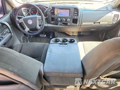 Zdjęcie 8 z 12 samochodu: 2007 GMC NEW SIERRA C1500 VIN:2GTEC13C771534166 - miniatura