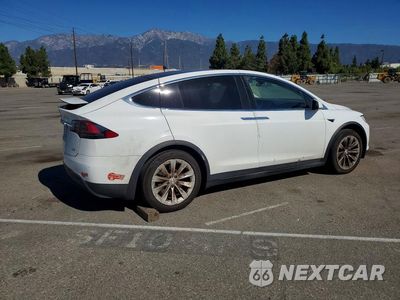 Trzecie zdjęcie samochodu z tyłu: 2016 TESLA MODEL X VIN:5YJXCDE24GF026166 - miniatura