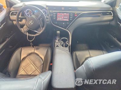 Zdjęcie 8 z 12 samochodu: 2018 TOYOTA CAMRY XLE VIN:4T1B11HK1JU041891 - miniatura