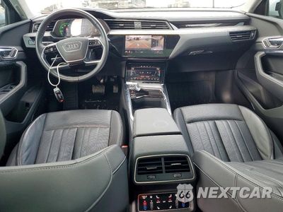 Zdjęcie 8 z 13 samochodu: 2023 AUDI E-TRON PREMIUM PLUS VIN:WA1LAAGE1PB009347 - miniatura