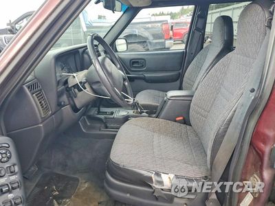 Zdjęcie 7 z 12 samochodu: 2001 JEEP CHEROKEE SPORT VIN:1J4FF48S31L603766 - miniatura