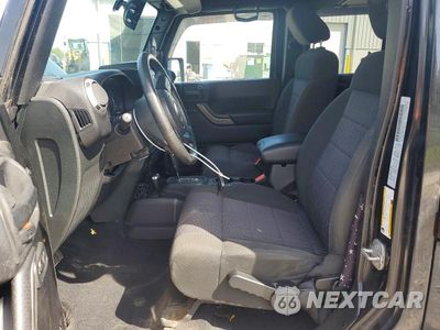 Zdjęcie 7 z 13 samochodu: 2015 JEEP WRANGLER UNLIMITED SPORT VIN:1C4HJWDGXFL648480 - miniatura