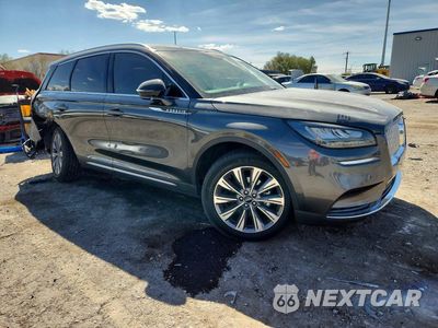 Czwarte zdjęcie samochodu z boku: 2020 LINCOLN CORSAIR RESERVE VIN:5LMCJ2C95LUL08447 - miniatura