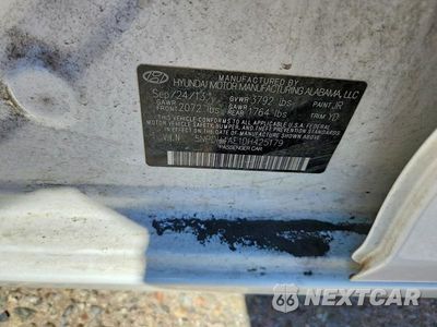Zdjęcie 12 z 12 samochodu: 2013 HYUNDAI ELANTRA GLS VIN:5NPDH4AE1DH425179 - miniatura