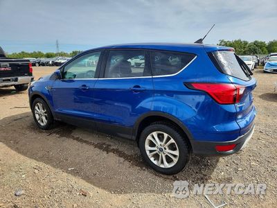 Drugie zdjęcie samochodu z przodu: 2019 FORD ESCAPE SE VIN:1FMCU0GD6KUB22461 - miniatura