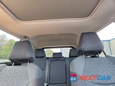 Zdjęcie 10 z 13 samochodu: 2023 TOYOTA RAV4 HYBRID XLE VIN:4T3RWRFV8PU094468 - miniatura