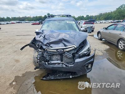 Piąte zdjęcie samochodu w środku: 2020 SUBARU FORESTER TOURING VIN:JF2SKAXC7LH606959 - miniatura