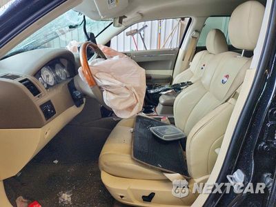 Zdjęcie 7 z 12 samochodu: 2008 CHRYSLER 300C VIN:2C3LA63H98H288546 - miniatura
