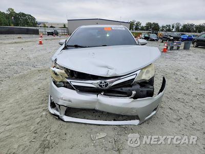 Piąte zdjęcie samochodu w środku: 2014 TOYOTA CAMRY XLE VIN:4T4BF1FK8ER395181 - miniatura