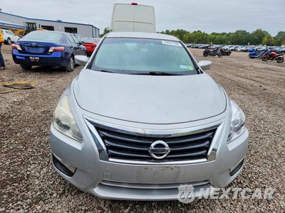 Piąte zdjęcie samochodu w środku: 2014 NISSAN ALTIMA 2.5 S VIN:1N4AL3AP5EN351544 - miniatura