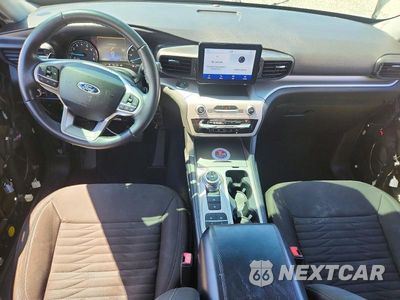 Zdjęcie 8 z 14 samochodu: 2020 FORD EXPLORER XLT VIN:1FMSK7DH2LGC86890 - miniatura