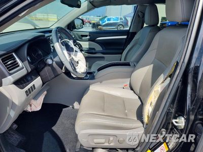 Zdjęcie 7 z 14 samochodu: 2016 TOYOTA HIGHLANDER XLE VIN:5TDJKRFH9GS244026 - miniatura