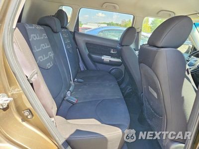 Zdjęcie 21 z 28 samochodu: 2012 KIA SOUL + VIN:KNDJT2A61C7388247 - miniatura