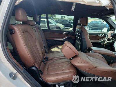 Zdjęcie 10 z 12 samochodu: 2023 BMW X7 XDRIVE40I VIN:5UX23EM0XP9P23138 - miniatura
