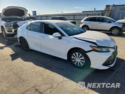 Czwarte zdjęcie samochodu z boku: 2020 TOYOTA CAMRY LE VIN:4T1C31AK5LU017248 - miniatura