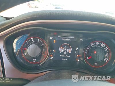 Zdjęcie 9 z 13 samochodu: 2019 DODGE CHALLENGER SXT VIN:2C3CDZAG7KH621255 - miniatura