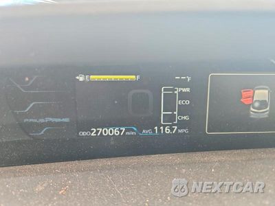 Zdjęcie 9 z 13 samochodu: 2017 TOYOTA PRIUS PRIME PREMIUM VIN:JTDKARFP6H3036915 - miniatura