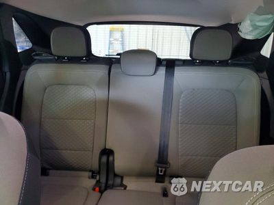 Zdjęcie 10 z 13 samochodu: 2021 FORD ESCAPE SE VIN:1FMCU9G60MUB31066 - miniatura