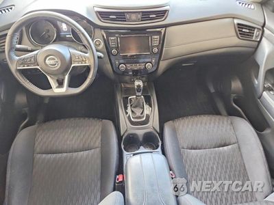 Zdjęcie 8 z 13 samochodu: 2020 NISSAN ROGUE SV VIN:5N1AT2MV8LC795858 - miniatura