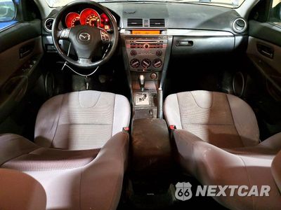 Zdjęcie 8 z 12 samochodu: 2008 MAZDA 3 HATCHBACK VIN:JM1BK344181869911 - miniatura
