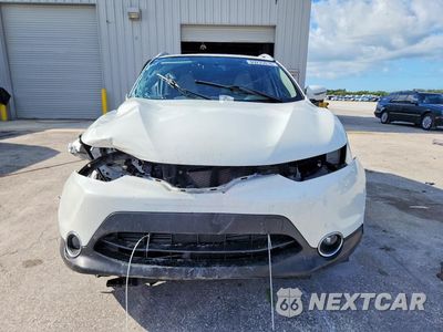 Piąte zdjęcie samochodu w środku: 2017 NISSAN ROGUE SPORT SV VIN:JN1BJ1CPXHW008154 - miniatura