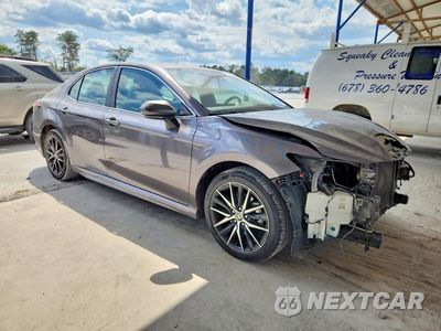 Czwarte zdjęcie samochodu z boku: 2023 TOYOTA CAMRY SE VIN:4T1G11AK9PU736435 - miniatura