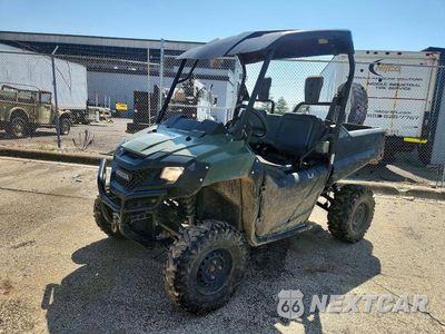 Drugie zdjęcie samochodu z przodu: 2016 HONDA SXS700 M2 VIN:1HFVE0221G4205289 - miniatura