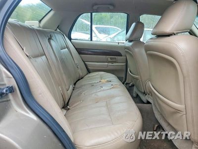 Zdjęcie 10 z 12 samochodu: 2003 MERCURY GRAND MARQUIS LS VIN:2MEFM75W43X621945 - miniatura