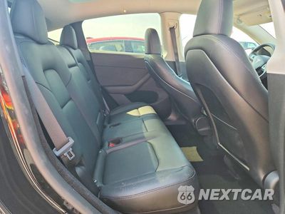 Zdjęcie 10 z 12 samochodu: 2023 TESLA MODEL Y VIN:7SAYGDEE7PA186030 - miniatura