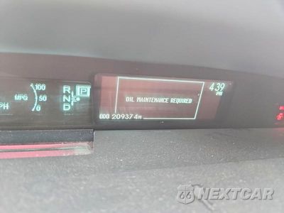 Zdjęcie 9 z 12 samochodu: 2011 TOYOTA PRIUS TWO VIN:JTDKN3DUXB5372167 - miniatura