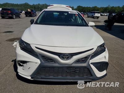 Piąte zdjęcie samochodu w środku: 2021 TOYOTA CAMRY SE VIN:4T1G11AK2MU561747 - miniatura