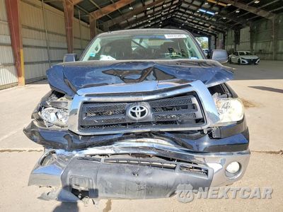 Piąte zdjęcie samochodu w środku: 2013 TOYOTA TUNDRA CREWMAX SR5 VIN:5TFEY5F13DX139077 - miniatura
