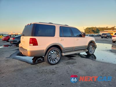 Trzecie zdjęcie samochodu z tyłu: 2003 FORD EXPEDITION EDDIE BAUER VIN:1FMPU17L63LB82469 - miniatura
