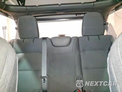Zdjęcie 10 z 13 samochodu: 2022 JEEP WRANGLER UNLIMITED SPORT VIN:1C4HJXDG0NW209243 - miniatura
