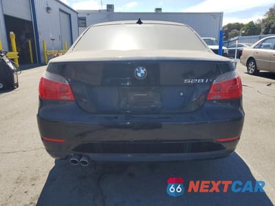Zdjęcie 6 z 12 samochodu: 2009 BMW 528 I VIN:WBANU53559C121145 - miniatura