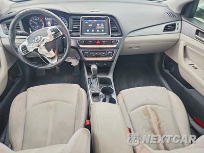 Zdjęcie 8 z 12 samochodu: 2018 HYUNDAI SONATA SEL VIN:5NPE34AF2JH649035 - miniatura