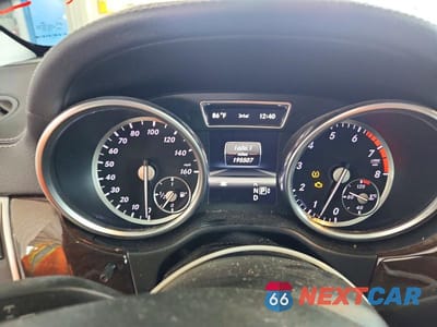 Zdjęcie 9 z 13 samochodu: 2013 MERCEDES-BENZ GL 450 4MATIC VIN:4JGDF7CE9DA147476 - miniatura