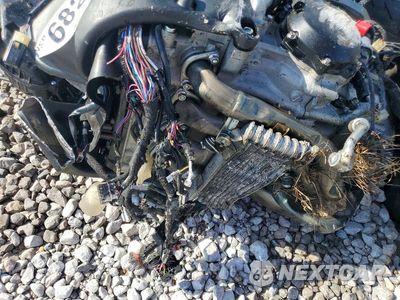 Zdjęcie 7 z 8 samochodu: 2026 KAWASAKI ZX1003 B VIN:JKBZXXB17TA001006 - miniatura