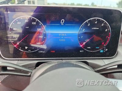 Zdjęcie 9 z 12 samochodu: 2023 MERCEDES-BENZ C 300 4MATIC VIN:W1KAF4HB0PR106198 - miniatura