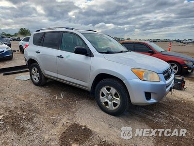 Czwarte zdjęcie samochodu z boku: 2010 TOYOTA RAV4 BASE VIN:JTMBF4DV8A5032400 - miniatura