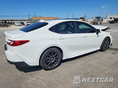 Trzecie zdjęcie samochodu z tyłu: 2025 TOYOTA CAMRY SE VIN:4T1DAACK7SU122752 - miniatura