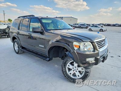 Czwarte zdjęcie samochodu z boku: 2008 FORD EXPLORER XLT VIN:1FMEU63E78UA67179 - miniatura