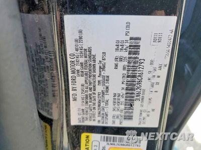 Zdjęcie 12 z 12 samochodu: 2016 LINCOLN MKZ VIN:3LN6L2G98GR612793 - miniatura