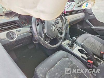 Zdjęcie 8 z 12 samochodu: 2020 VOLKSWAGEN PASSAT SE VIN:1VWSA7A30LC018702 - miniatura
