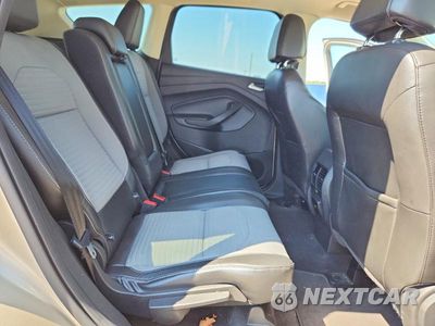 Zdjęcie 10 z 12 samochodu: 2017 FORD ESCAPE SE VIN:1FMCU0GD7HUE44096 - miniatura