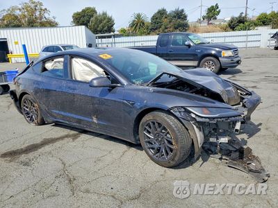 Czwarte zdjęcie samochodu z boku: 2024 TESLA MODEL 3 VIN:5YJ3E1EB1RF753923 - miniatura